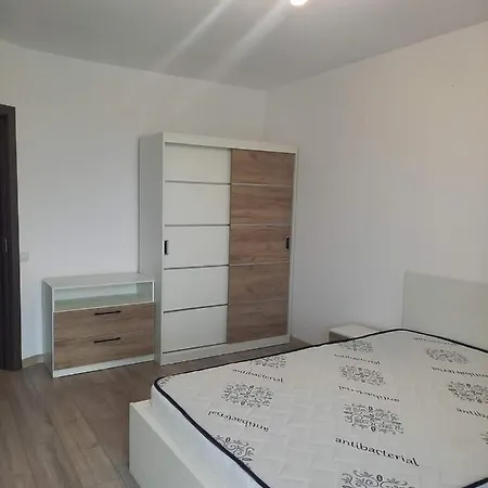 Apart 2